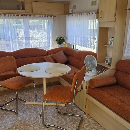 Holenderski, Ogrod, Blisko Plazy, Na Luzie *